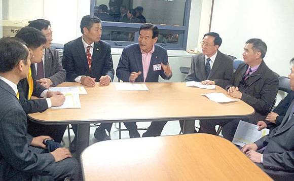 새누리당과 정책간담회 중인 치기협임원
