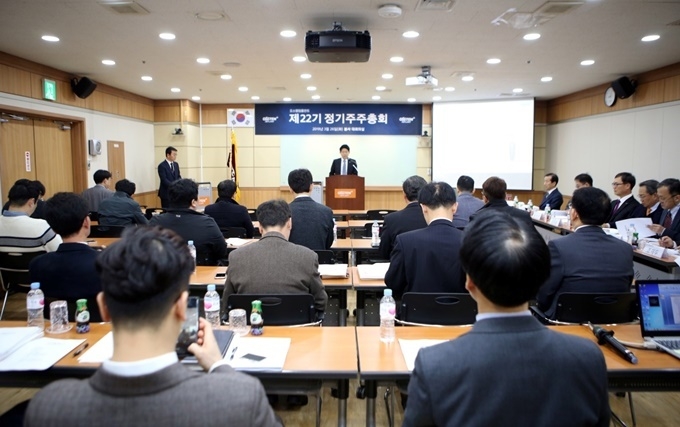 오스템 엄태관 대표가 인사말을 하고 있다.