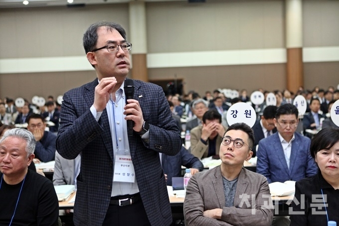 부산지부 성창수 대의원.