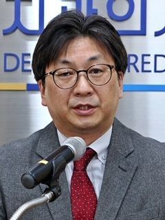기호 2번 강현구 회장후보의 러닝메이트 조정근 부회장후보