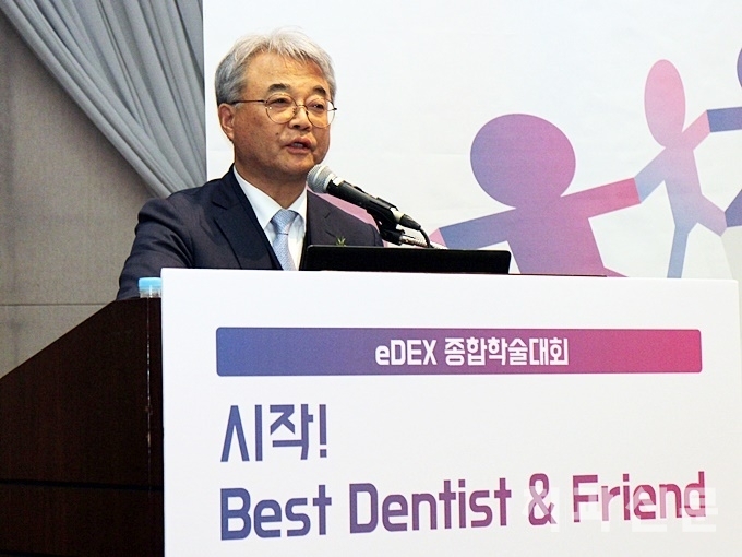 조선치대 황호길 학장.