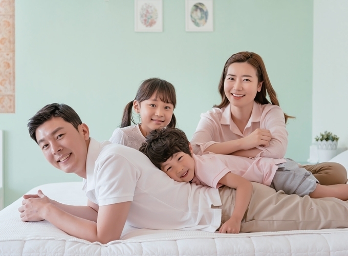 B-B (the birds and the bees): (아이에게 해주는) 성교육, 기본적인 성 상식.