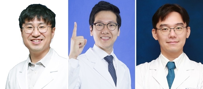 좌로부터 박종현, 이인우, 전진 원장.