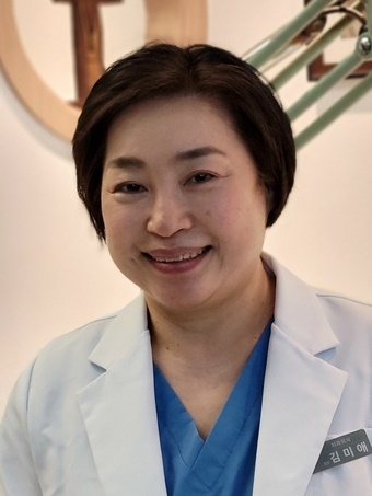이웃사랑치과봉사회 김미애 회장