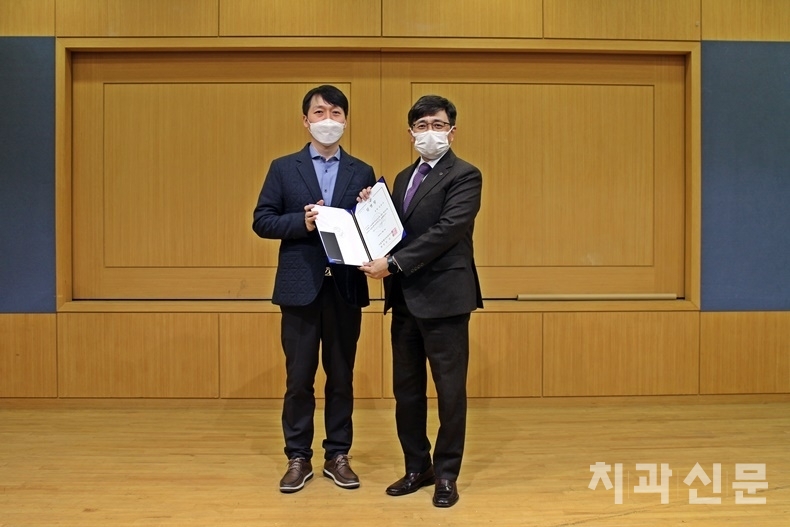 이날 이사회에서 강호덕 보험이사가 재무이사로 보직을 변경했다.
