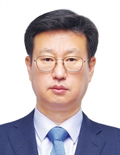 염혜웅 구인구직특별위원회 위원장