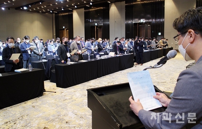 지난 23일 치협 제주총회는 대한민국 치과계 희망과 화합을 위한 '2022 제주선언'을 채택하고 마무리됐다.