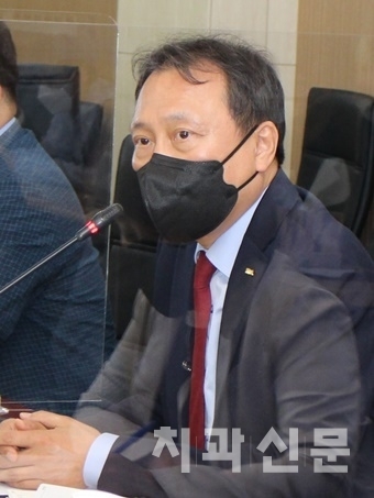 치협 수가협상단 마경화 단장
