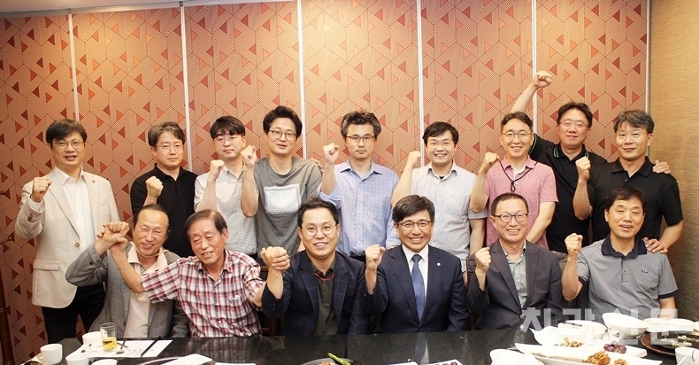 도봉구치과의사회 확대이사회가 지난 20일 개최됐다.