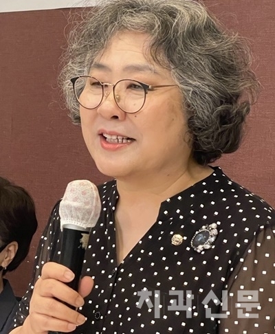 황윤숙 회장