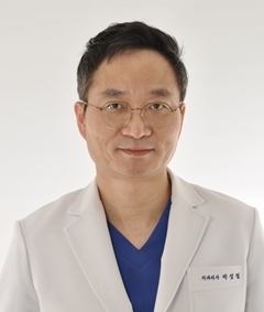 박성철 원장(박성철그리고치과)