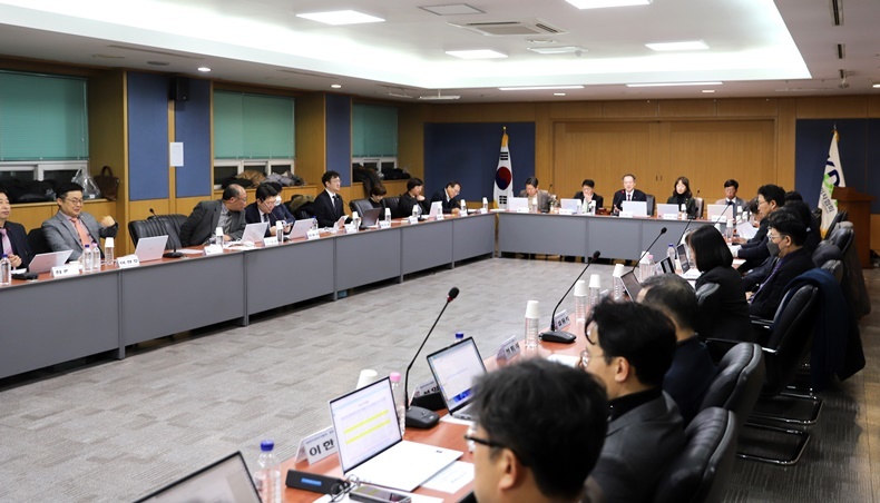대한치과의사협회 박태근 집행부가 지난 19일 정기이사회를 개최했다. (사진제공_대한치과의사협회)