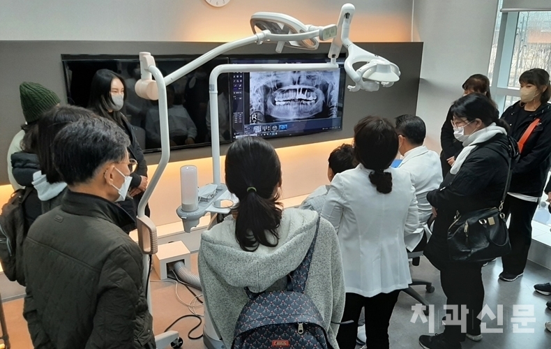 (사진은 지난해 개최된 '간호조무사 치과취업과정' )