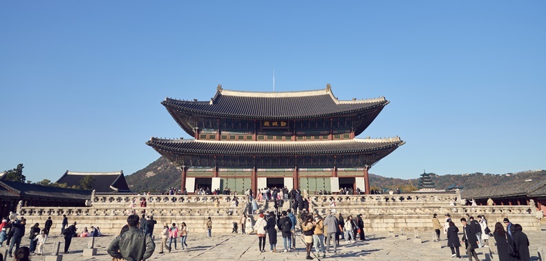 근정전