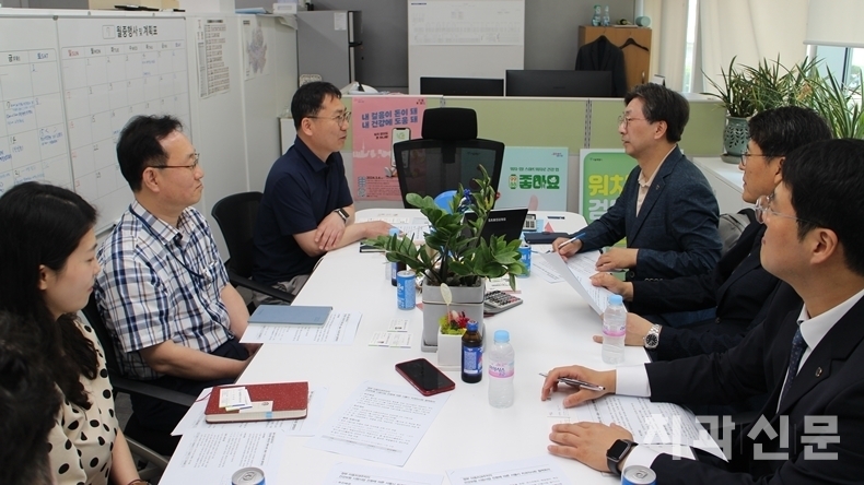 서울시치과의사회와 서울시가 아동치과주치의 시범사업 관련 실무협의를 진행했다. 