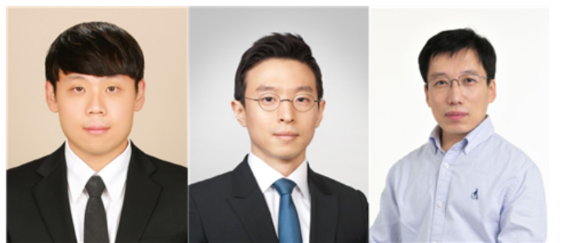 (좌측부터) 안희주 치의학석사 졸업생, 변수환 학과장, 양병은 원장