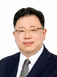 김두용 보험이사