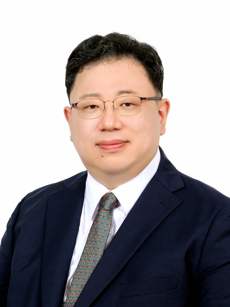 김두용 보험이사