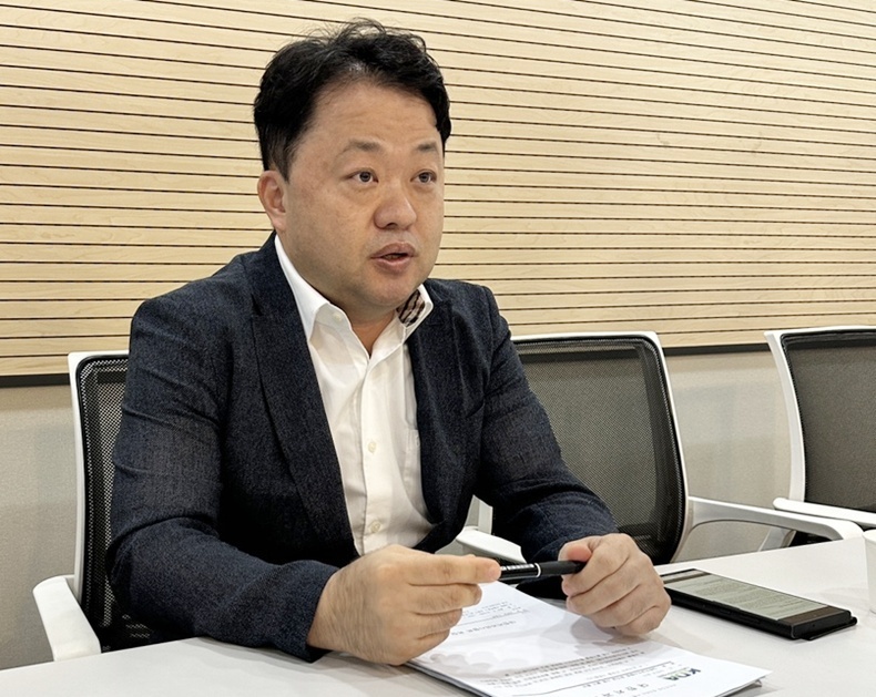 지난 7월 10일 기자회견을 진행한 치협 이만규 감사.