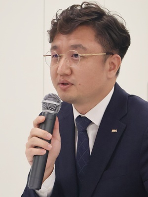 박찬경 이사