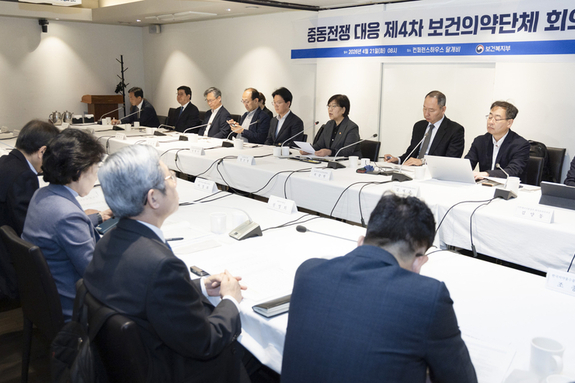 의료제품 수급 불안 우려에 정부 ‘전방위 대응’